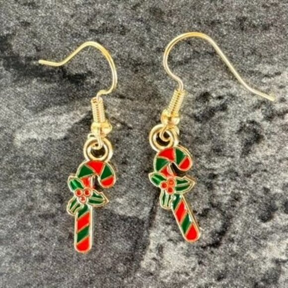 Christmas Earrings Set Gold Tone Red Green Enamel Holiday Jewelry Giftable - Picture 5 of 8